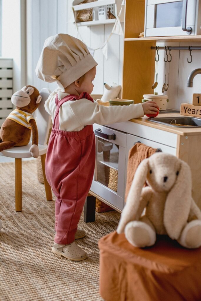 Bebé cocinando