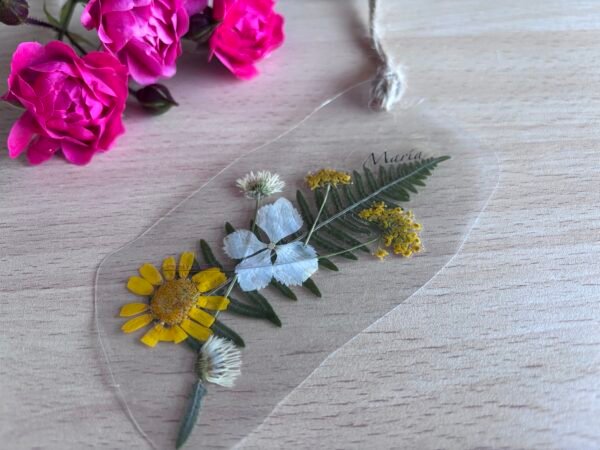 Marcapáginas de flores prensadas - Imagen 11