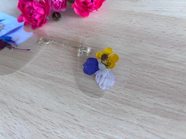 Marcapáginas de flores prensadas - Imagen 7