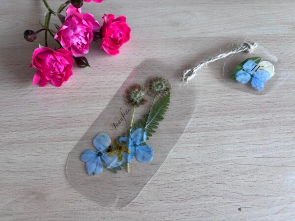 Marcapáginas de flores prensadas - Imagen 16