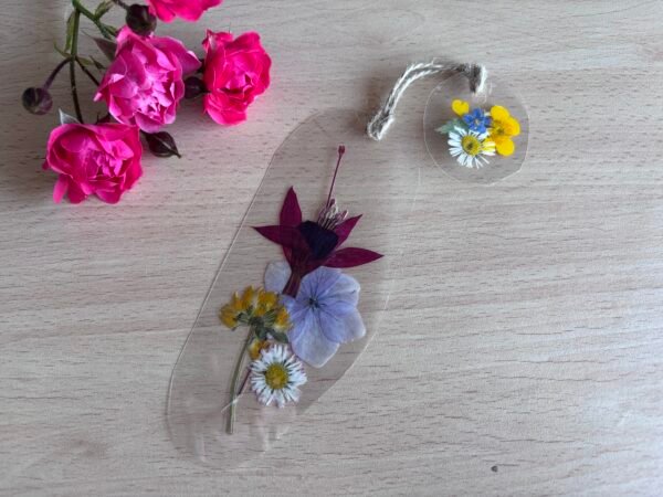 Marcapáginas de flores prensadas - Imagen 14